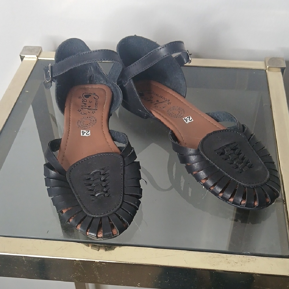 Caril's Calzado Black Leather Huarache Flats Size 24 (7)